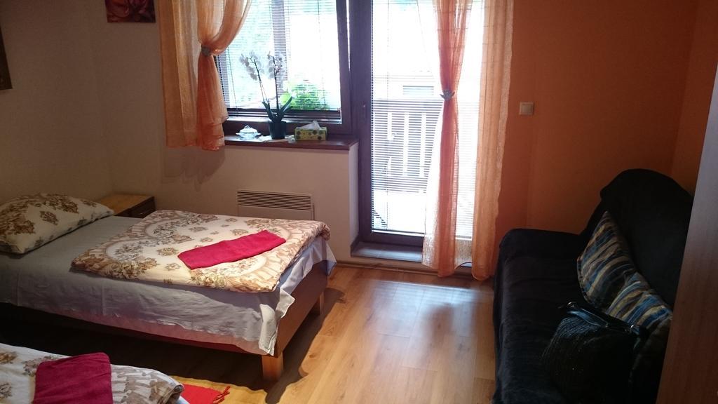 Fatrapark 1 U Sovicky Studio, Kuchynka, Kupelna,S Balkonom Gratis Parkovanie V Podzemnej Garazi Ruzomberok Bagian luar foto