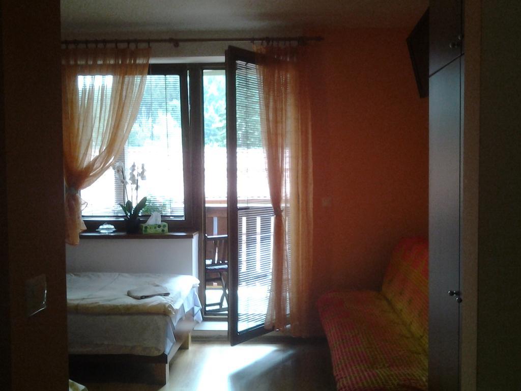 Fatrapark 1 U Sovicky Studio, Kuchynka, Kupelna,S Balkonom Gratis Parkovanie V Podzemnej Garazi Ruzomberok Bagian luar foto