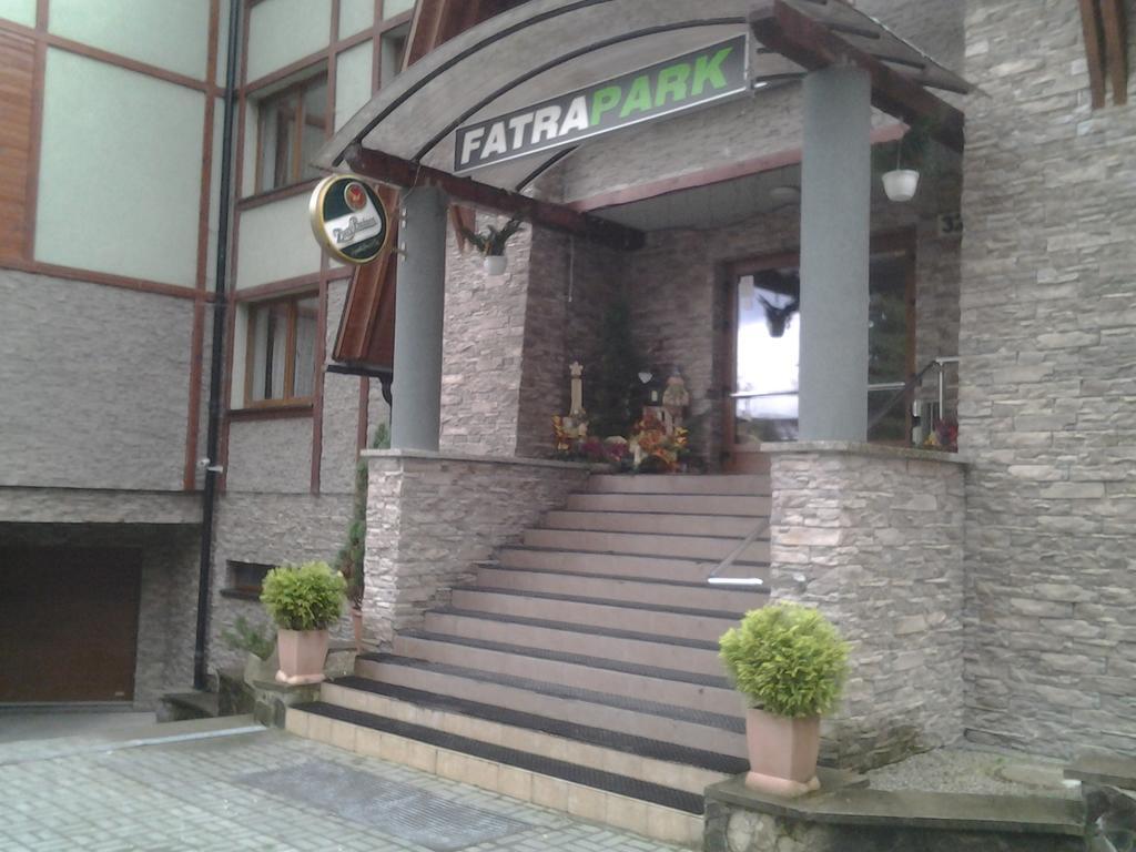 Fatrapark 1 U Sovicky Studio, Kuchynka, Kupelna,S Balkonom Gratis Parkovanie V Podzemnej Garazi Ruzomberok Bagian luar foto