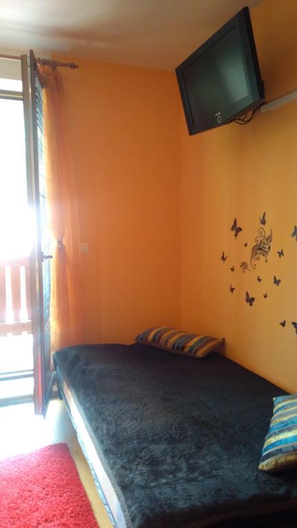 Fatrapark 1 U Sovicky Studio, Kuchynka, Kupelna,S Balkonom Gratis Parkovanie V Podzemnej Garazi Ruzomberok Bagian luar foto