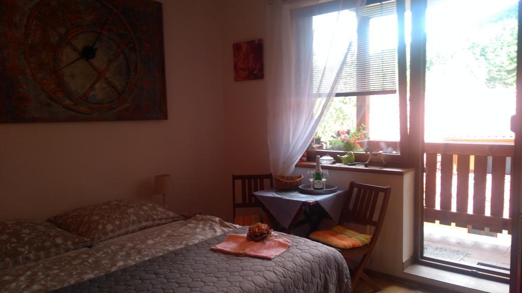 Fatrapark 1 U Sovicky Studio, Kuchynka, Kupelna,S Balkonom Gratis Parkovanie V Podzemnej Garazi Ruzomberok Bagian luar foto