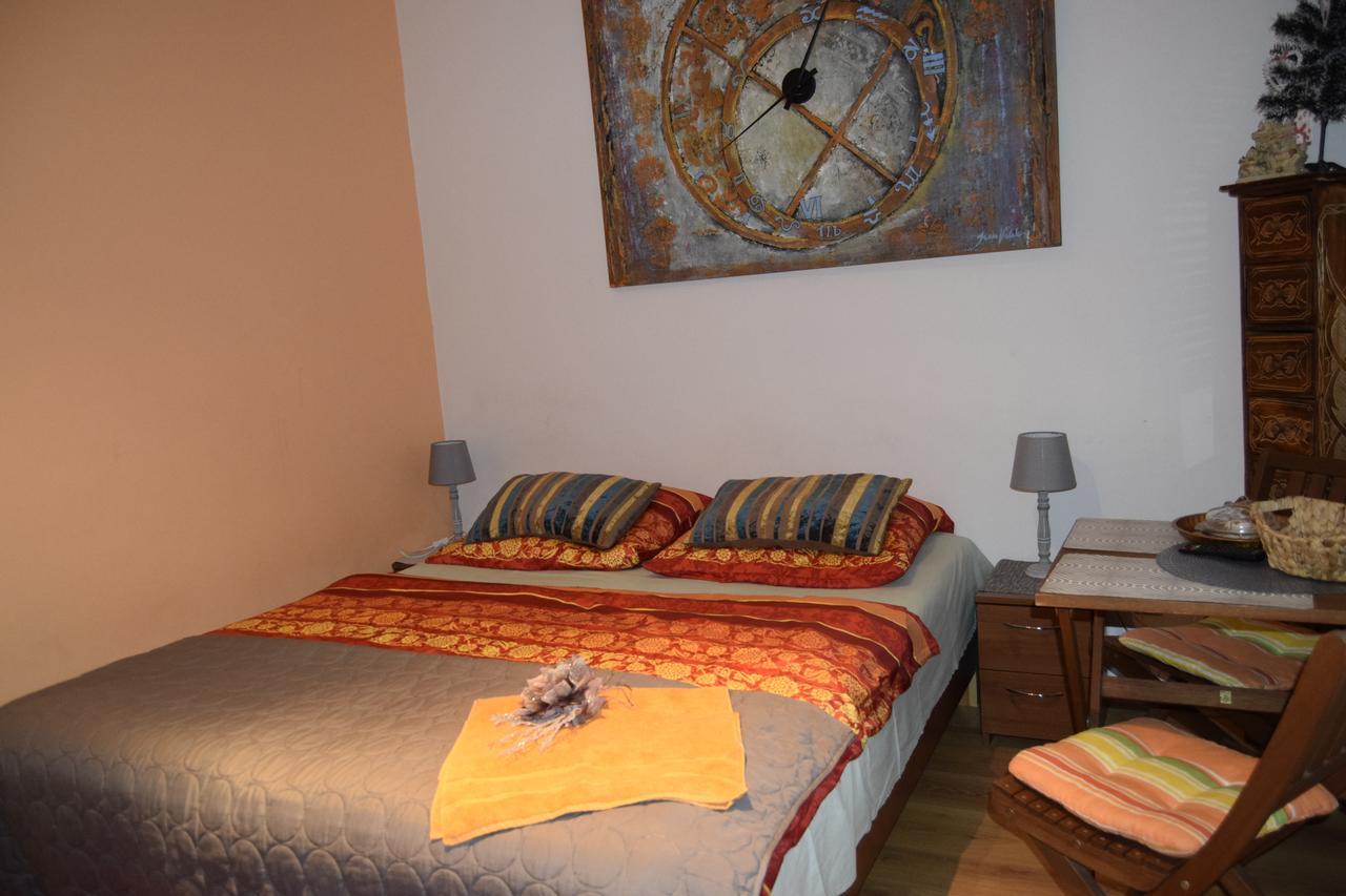 Fatrapark 1 U Sovicky Studio, Kuchynka, Kupelna,S Balkonom Gratis Parkovanie V Podzemnej Garazi Ruzomberok Bagian luar foto