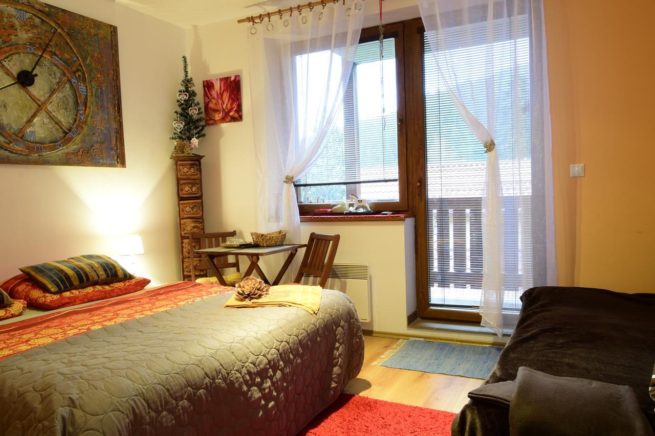 Fatrapark 1 U Sovicky Studio, Kuchynka, Kupelna,S Balkonom Gratis Parkovanie V Podzemnej Garazi Ruzomberok Bagian luar foto